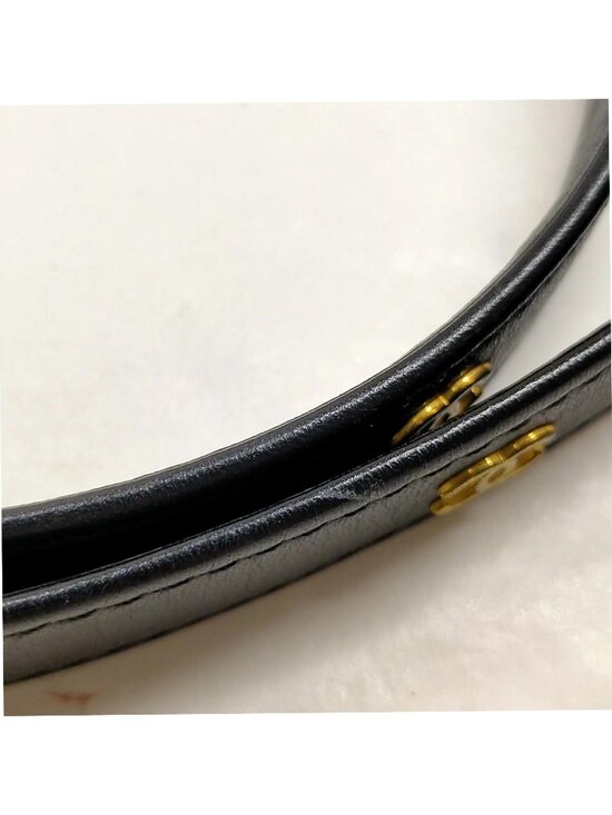 Authentic Chanel Chain Belt Black Leather Gold CC Logo Waist Belt Vintage Luxury main image 6